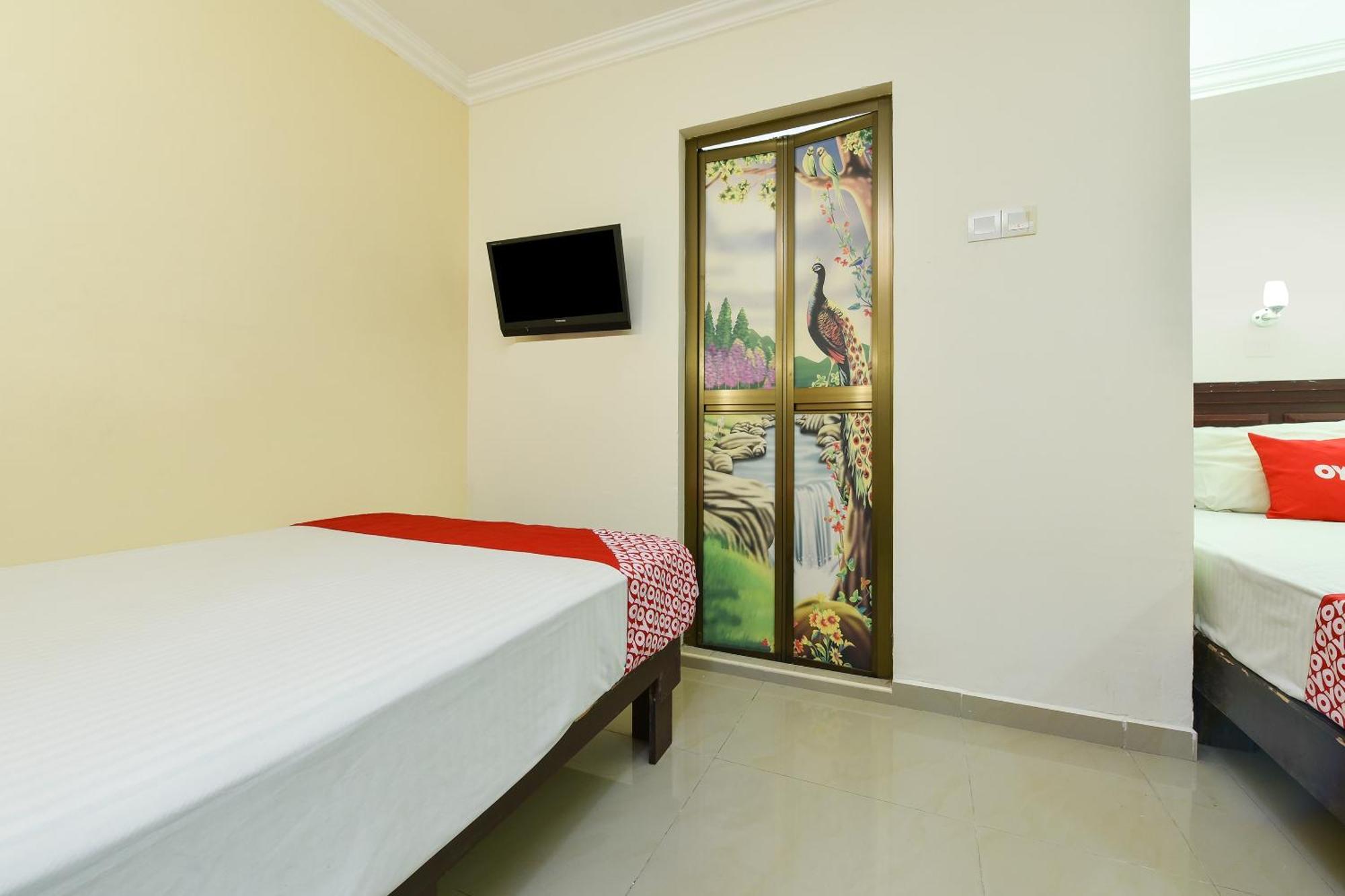 Super Oyo 90562 J Hotel Pj Petaling Jaya Eksteriør bilde